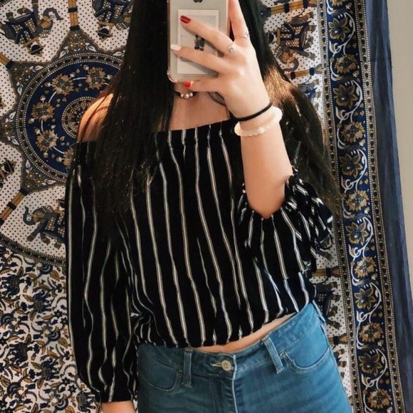 off the shoulder top - Picture 1 of 4